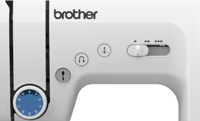 集中的机身面板设计，更易操控